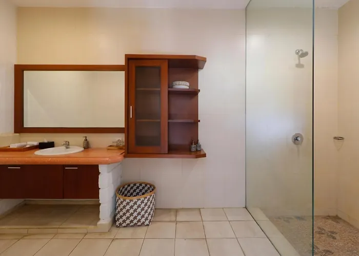 Singgah Villa Seminyak (Bali)